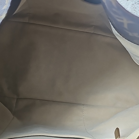 Louis Vuitton Artsy MM Monogram bag 😍 - Picture 15 of 15